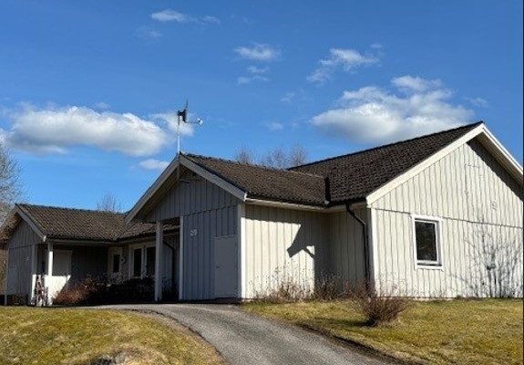 Södra Backa: 137-11-1001